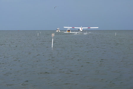KW_0118-planeboats